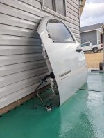 2007-2013 CHEVY GMC FRONT DRIVER DOOR SIVER