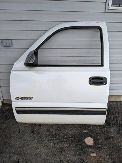 99-06 CHEVY GMC DRIVER SIDE DOOR